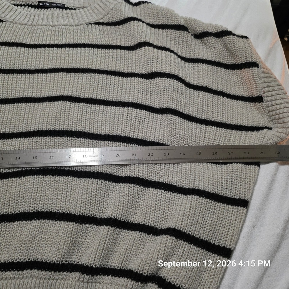 SHEIN Beige Black Striped Knit Sweater Vest Crew Neck XXL US 14 - Picture 5 of 5